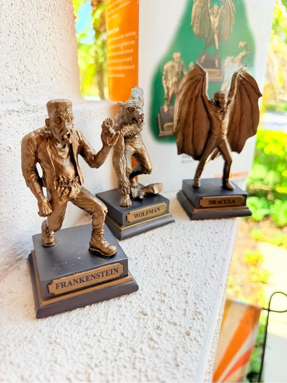 DEPT 56 HALLOWEEN VILLAGE Accessory MONSTER PARK STATUES 1 Broken